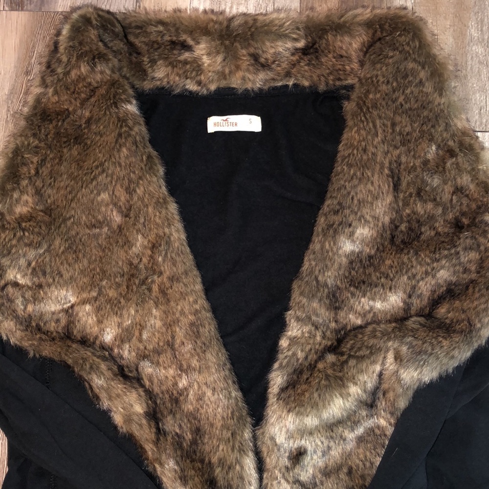 Hollister faux fur black cardigan/jacket. Size S. - Picture 2 of 8